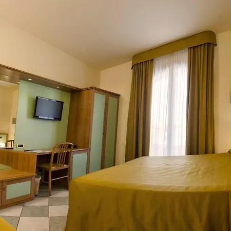 Elena 4* Tortoreto