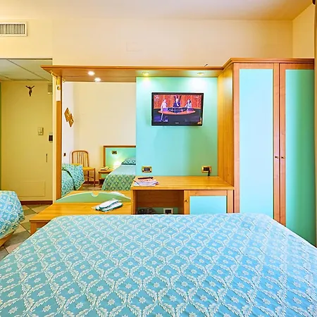 Hotel Elena